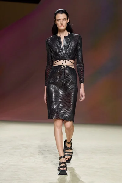 Look 57